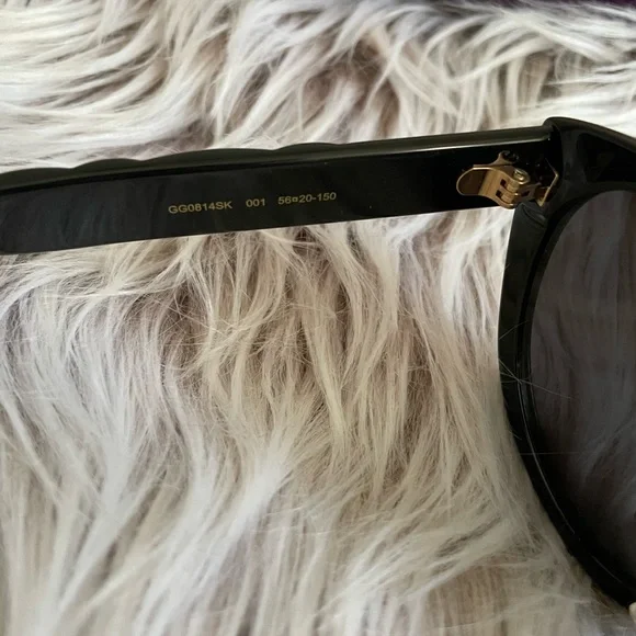 NWT Gucci Black Cat Eye 56mm Sunglasses display picture 3